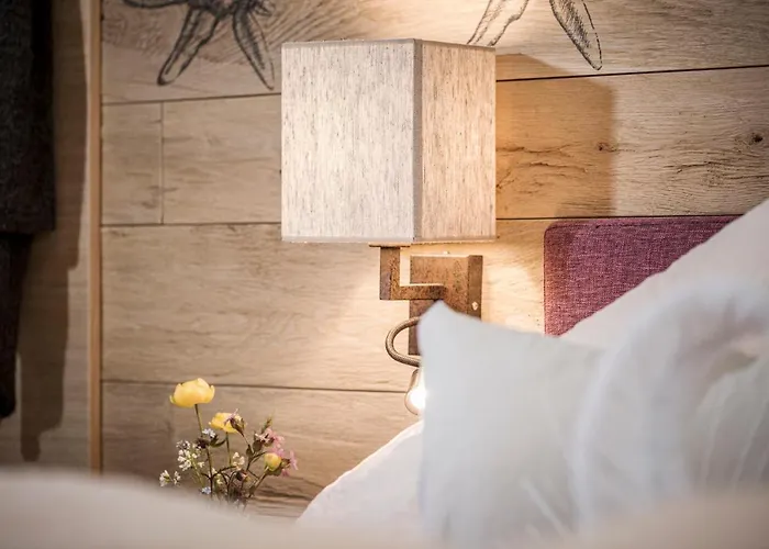 بيت ضيافة Cafe Koller