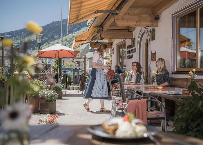 بيت ضيافة Cafe Koller