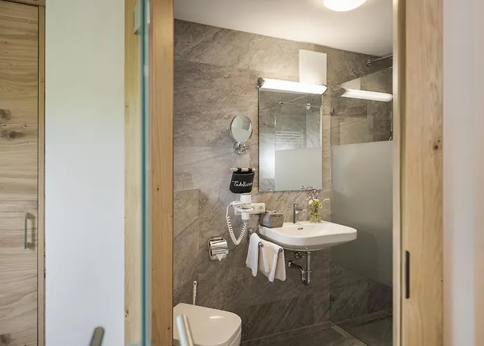 Cafe Koller 2* بريكسن ام تاله