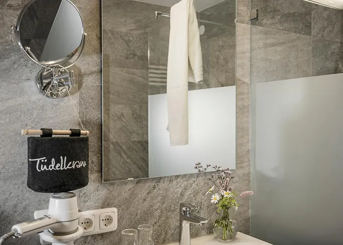 Cafe Koller بريكسن ام تاله