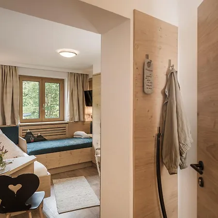 Cafe Koller Vendégház Brixen im Thale